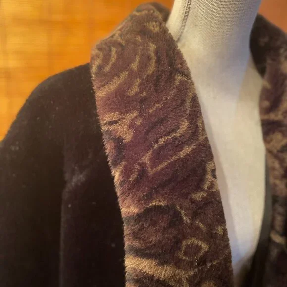 Monterey Fashion Faux Fur Super Soft Two Tone Coat Size 1X 27" PTP EUC - Picture 2 of 10